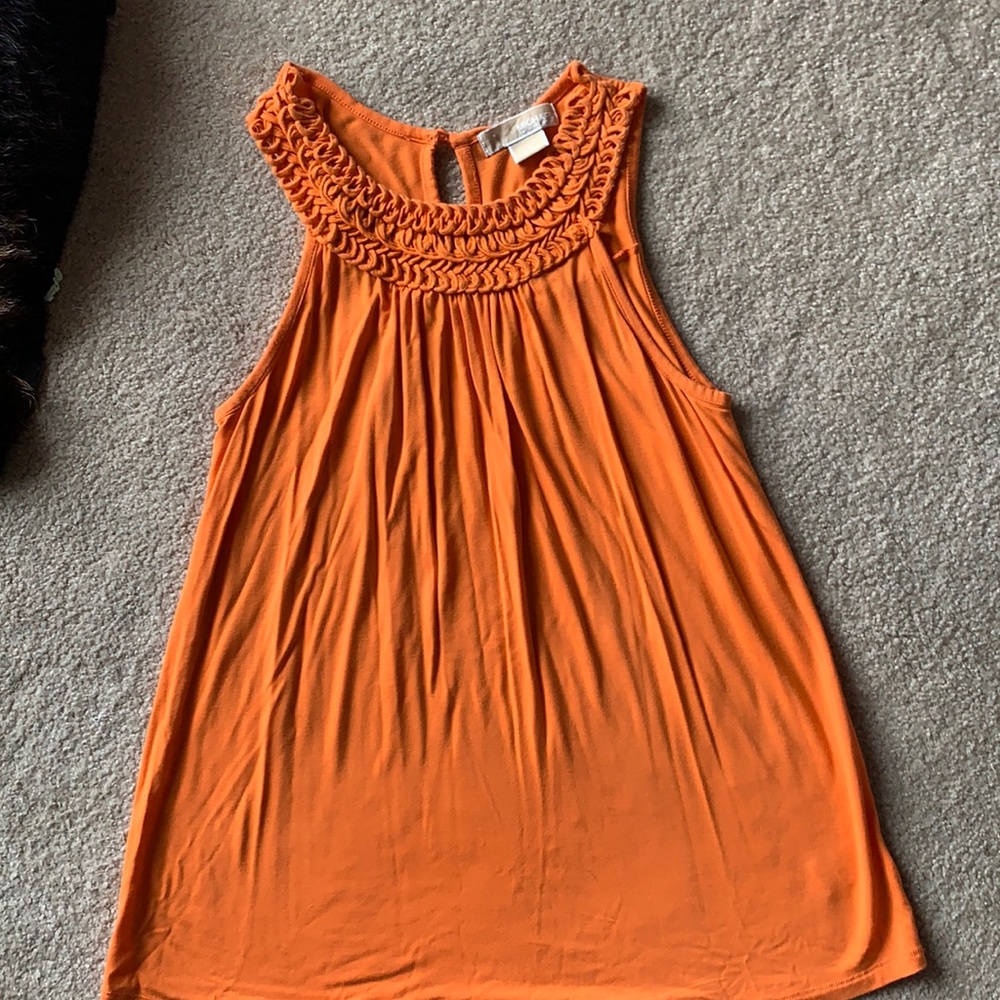 Michael Kors sleeveless top.‎